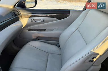Седан Lexus LS 2008 в Виннице