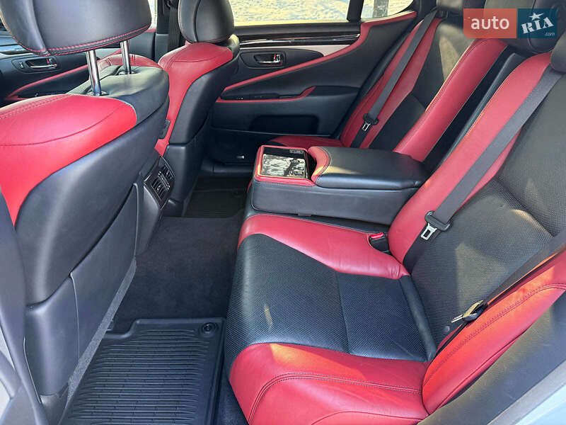 Седан Lexus LS 2014 в Киеве