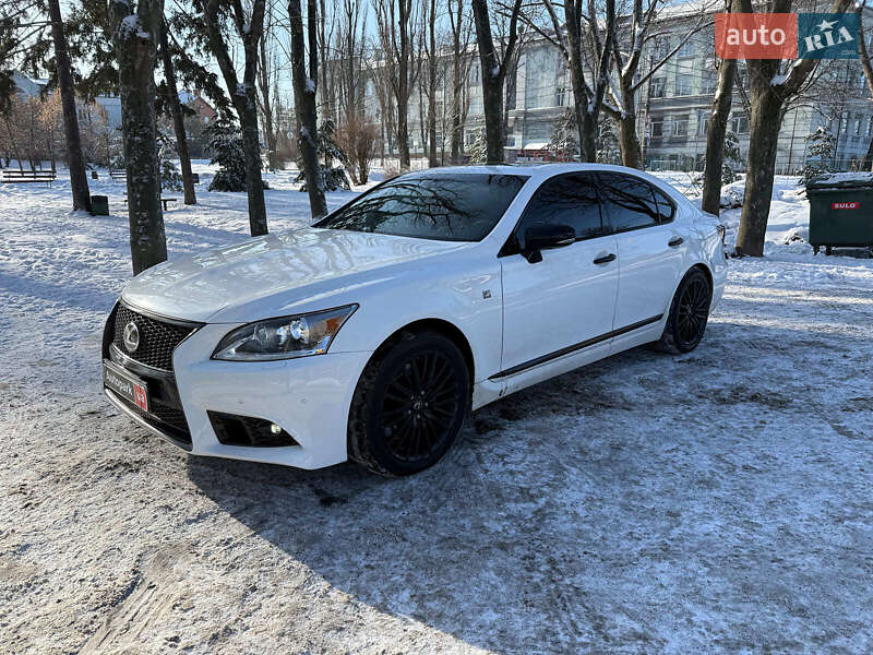 Седан Lexus LS 2014 в Киеве
