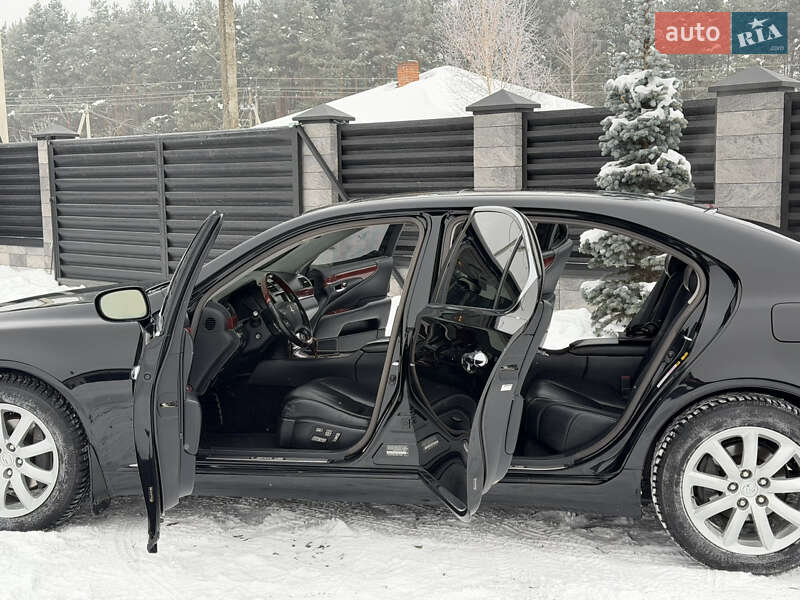 Седан Lexus LS 2007 в Вараше фото 67 Седан Lexus LS 2007 в Вараше
