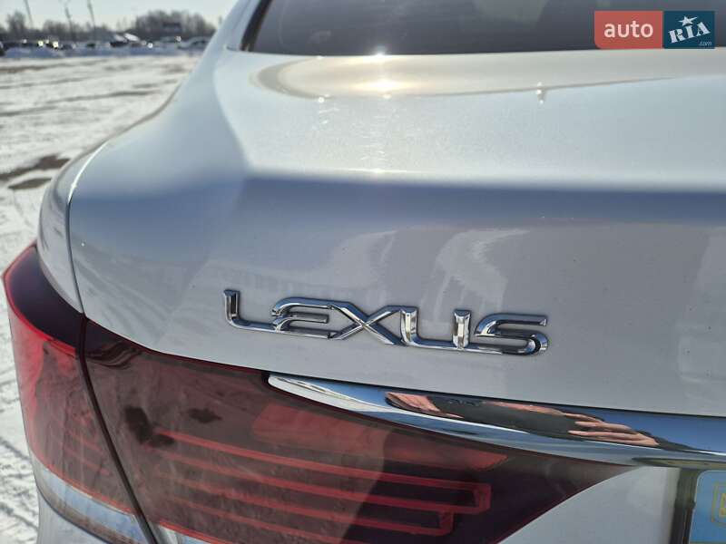 Седан Lexus LS 2013 в Киеве