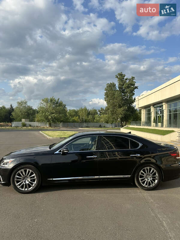 Седан Lexus LS 2013 в Днепре