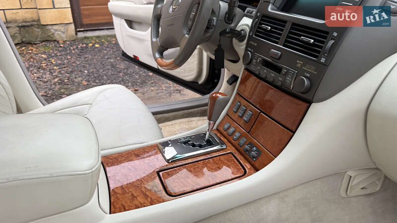 Седан Lexus LS 2005 в Одессе