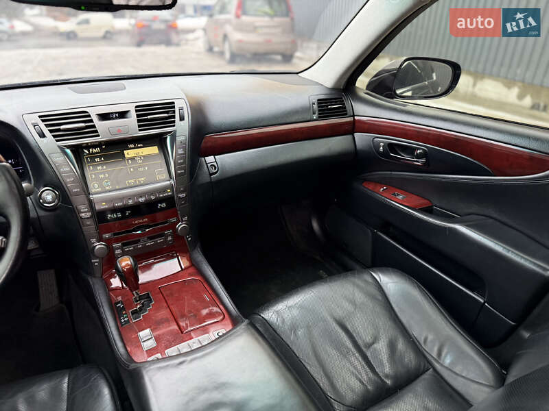 Седан Lexus LS 2007 в Хмельницком фото 26 Седан Lexus LS 2007 в Хмельницком