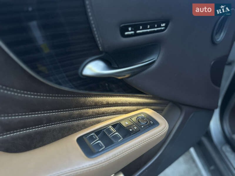 Седан Lexus LS 2019 в Києві фото 10 Седан Lexus LS 2019 в Києві