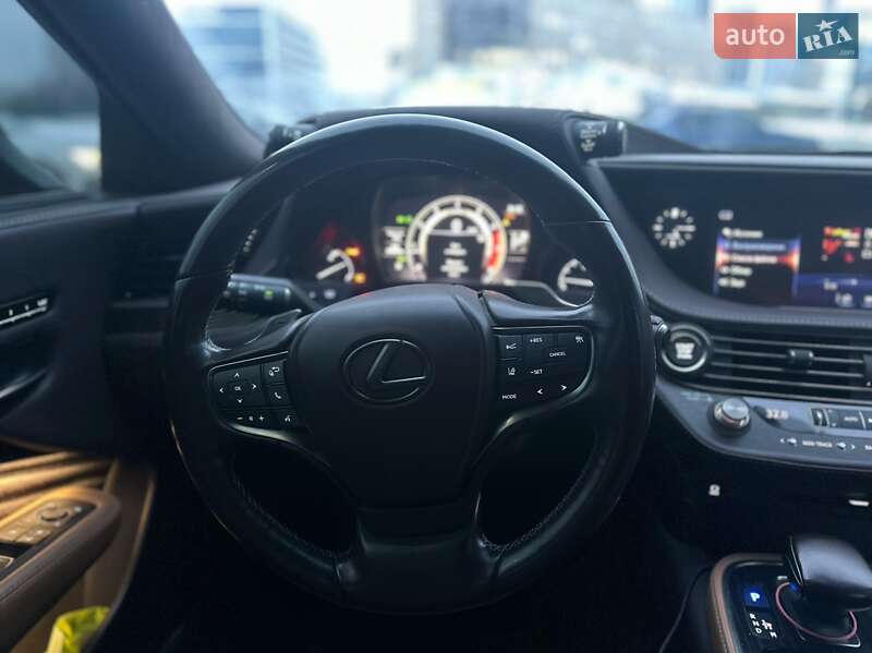 Седан Lexus LS 2019 в Києві фото 20 Седан Lexus LS 2019 в Києві