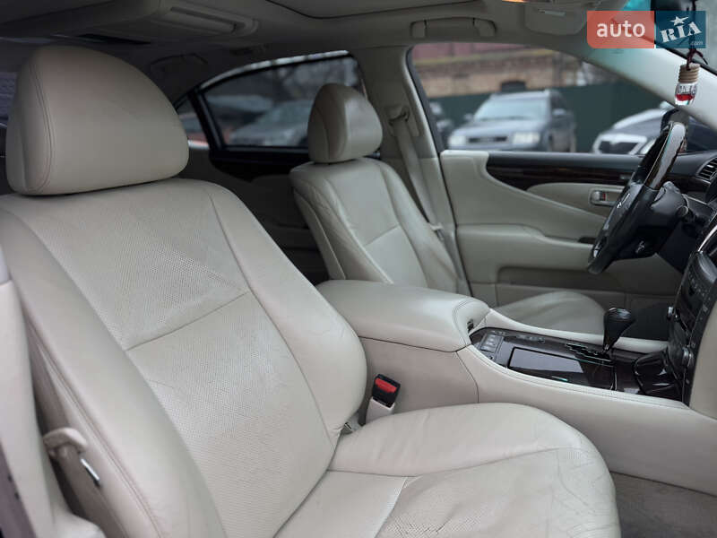 Седан Lexus LS 2007 в Бердичеве фото 37 Седан Lexus LS 2007 в Бердичеве