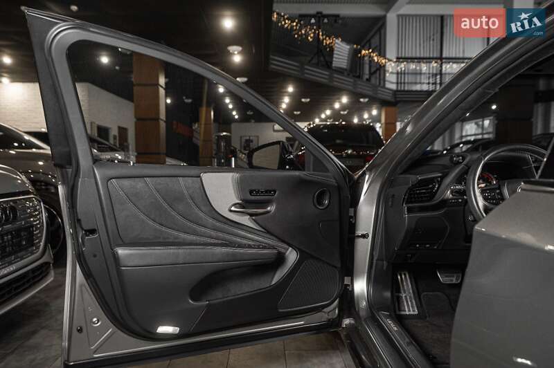 Седан Lexus LS 2021 в Одесі