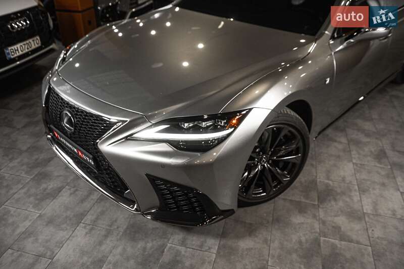 Седан Lexus LS 2021 в Одесі