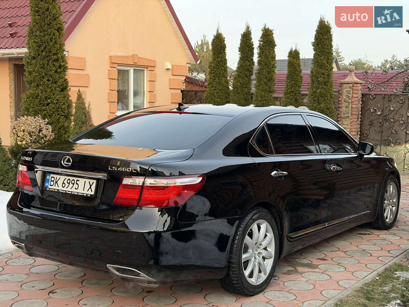 Седан Lexus LS 2007 в Вараше