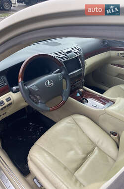 Седан Lexus LS 2006 в Белой Церкви