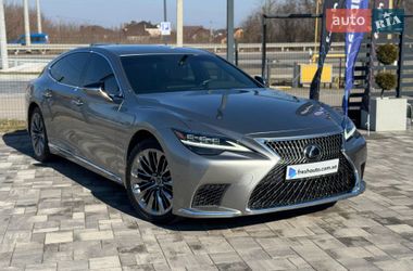 Седан Lexus LS 2022 в Рівному