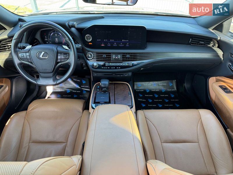 Седан Lexus LS 2022 в Ровно