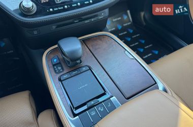 Седан Lexus LS 2022 в Ровно
