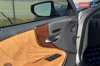 Седан Lexus LS 2022 в Ровно