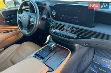 Седан Lexus LS 2022 в Ровно