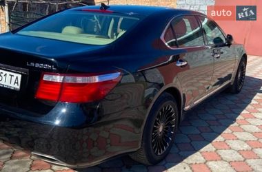 Седан Lexus LS 2008 в Апостолово