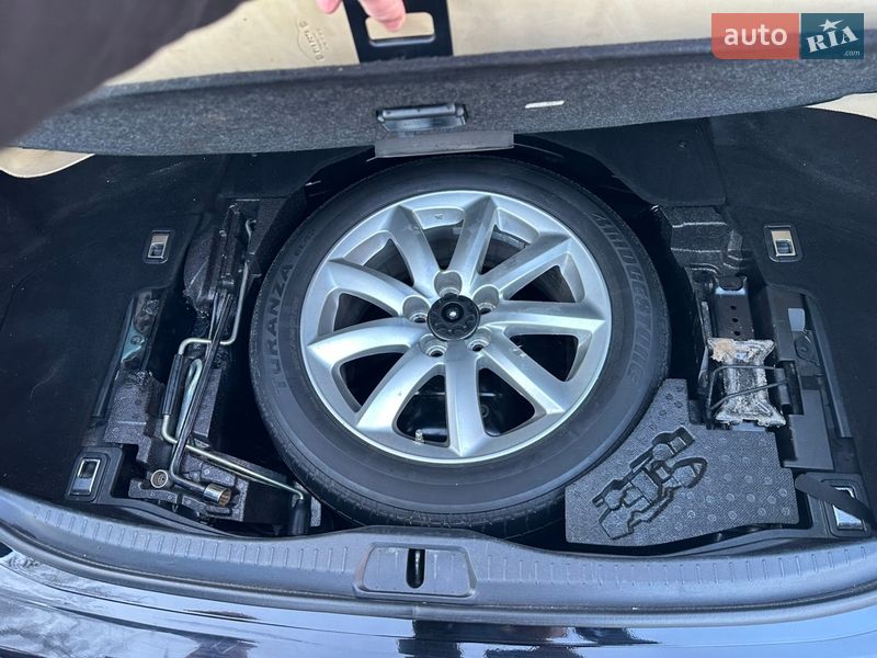 Седан Lexus LS 2008 в Тернополе