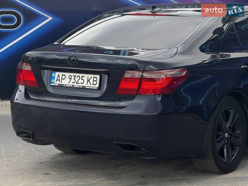 Седан Lexus LS 2008 в Запорожье