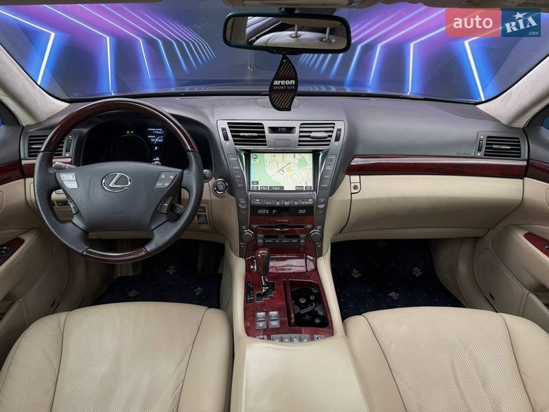 Седан Lexus LS 2008 в Запорожье