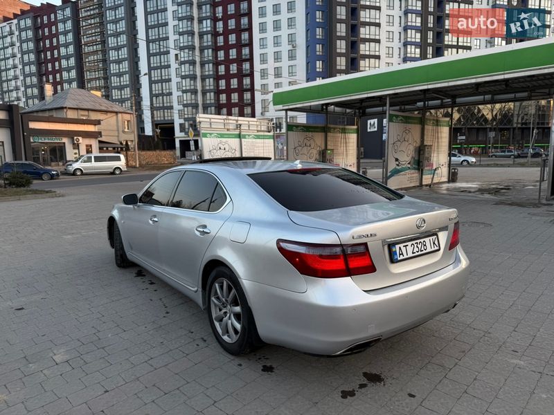 Седан Lexus LS 2007 в Ивано-Франковске