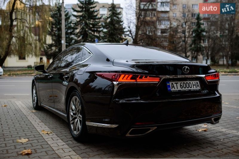 Седан Lexus LS 2018 в Ивано-Франковске