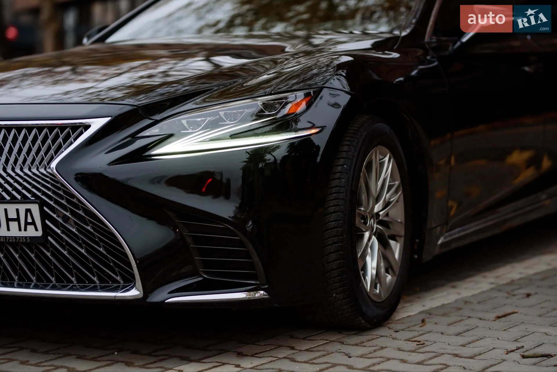 2018 Lexus LS - мініатюра 13