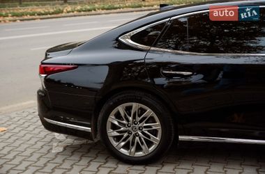 Седан Lexus LS 2018 в Ивано-Франковске