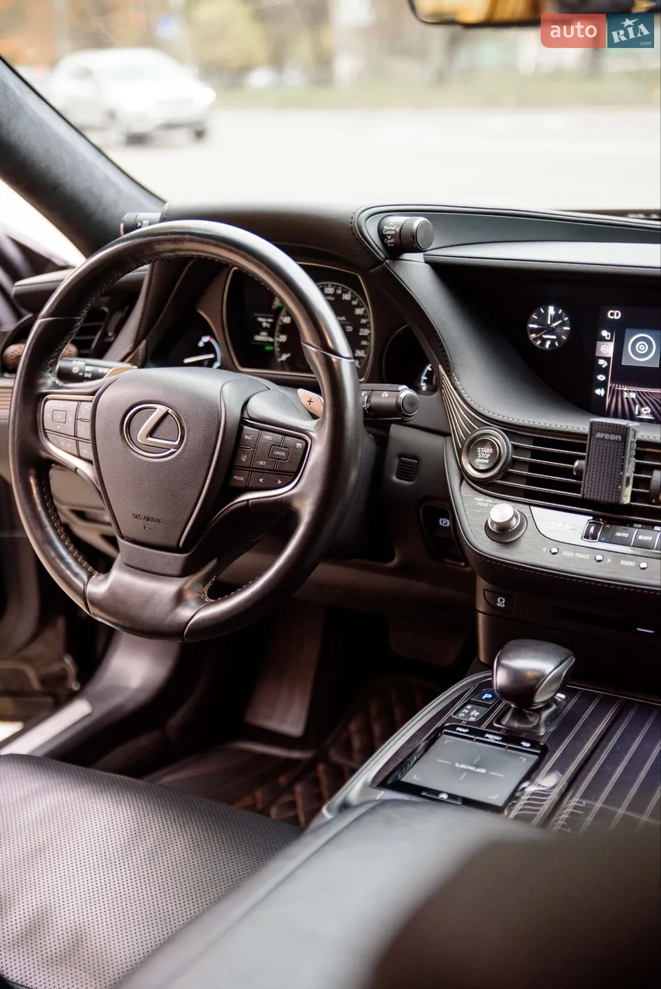 2018 Lexus LS - мініатюра 33