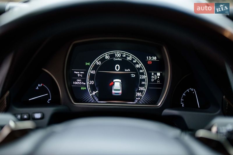 Седан Lexus LS 2018 в Ивано-Франковске