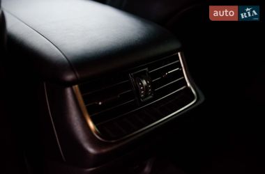 Седан Lexus LS 2018 в Ивано-Франковске