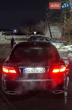 Седан Lexus LS 2008 в Иршаве Седан Lexus LS 2008 в Иршаве