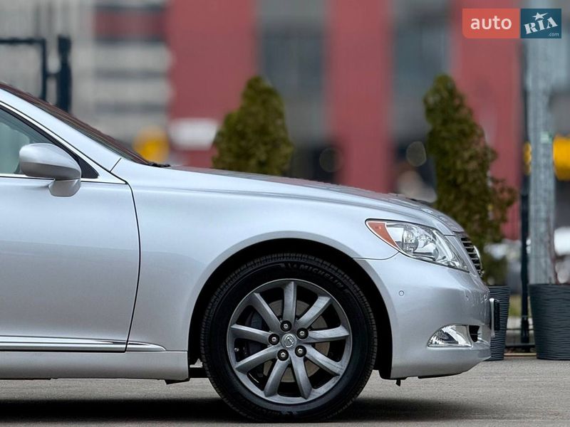 Седан Lexus LS 2007 в Києві фото 12 Седан Lexus LS 2007 в Києві