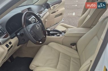 Седан Lexus LS 2013 в Киеве