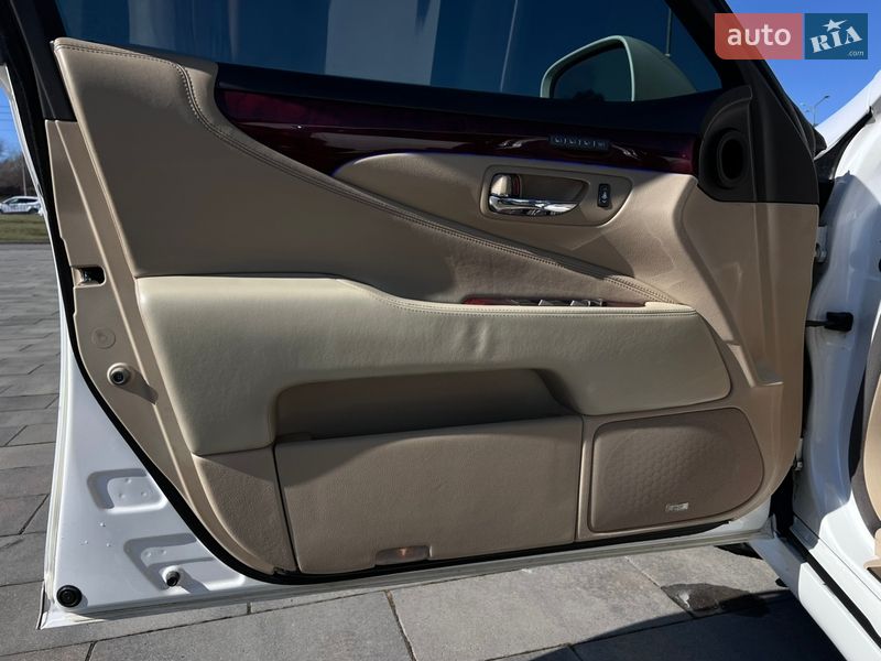 Седан Lexus LS 2008 в Харькове