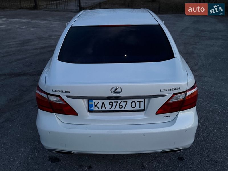 Седан Lexus LS 2010 в Сумах