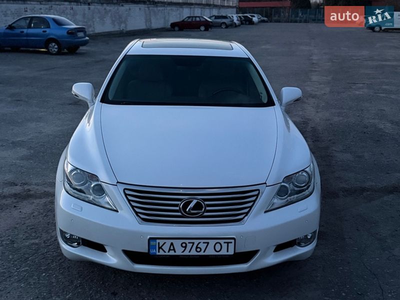 Lexus LS 2010 Lexus LS 2010