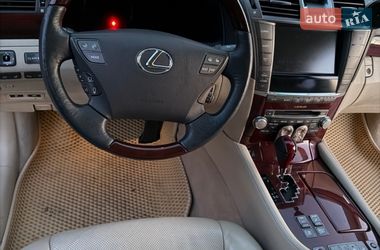Седан Lexus LS 2010 в Сумах