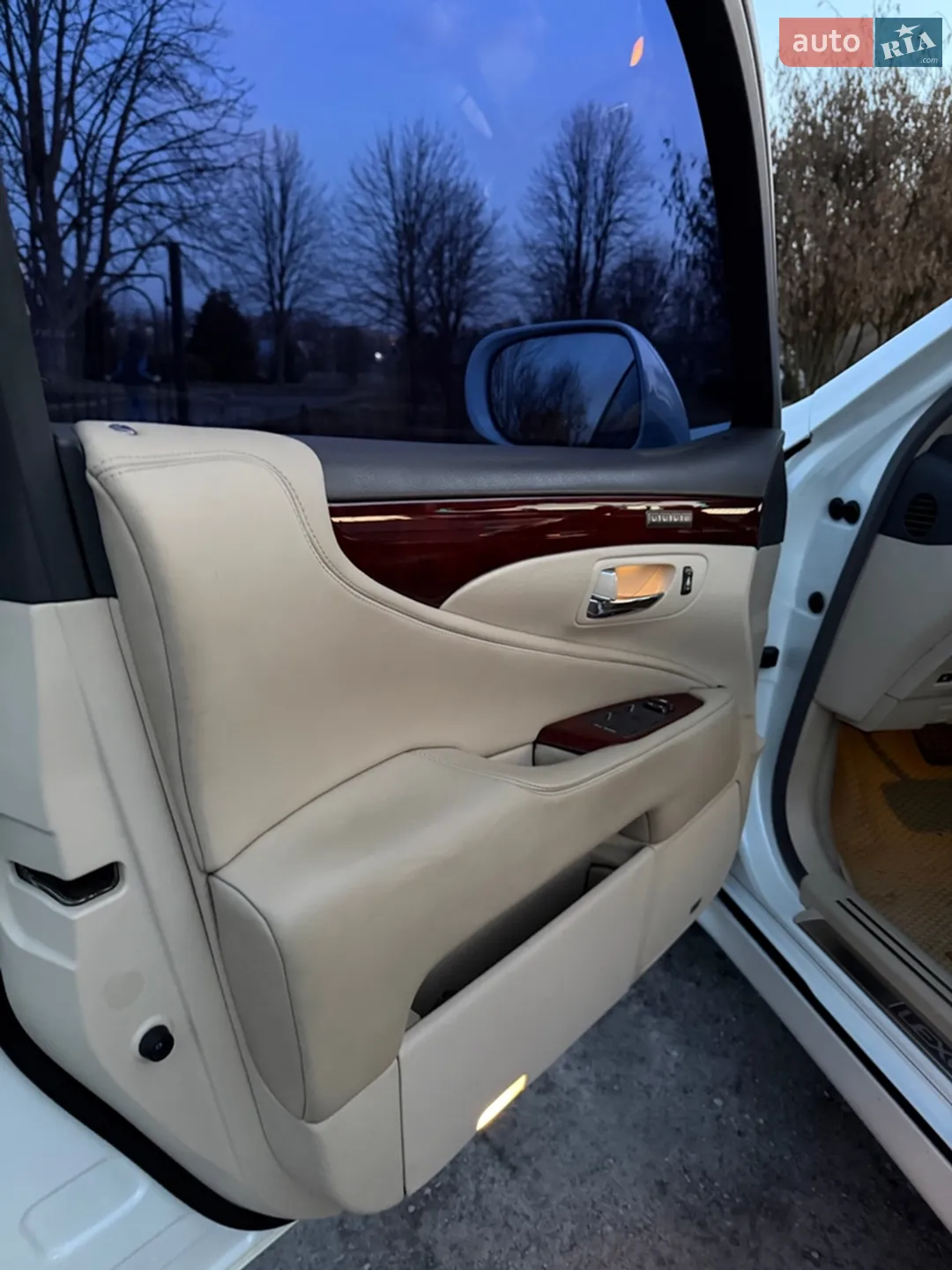 2010 Lexus LS - мініатюра 15