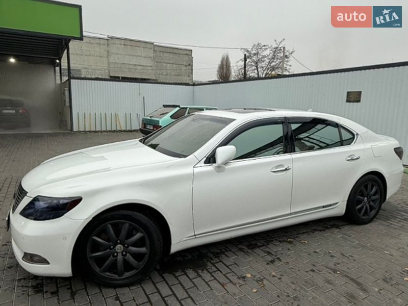 Седан Lexus LS 2007 в Одессе