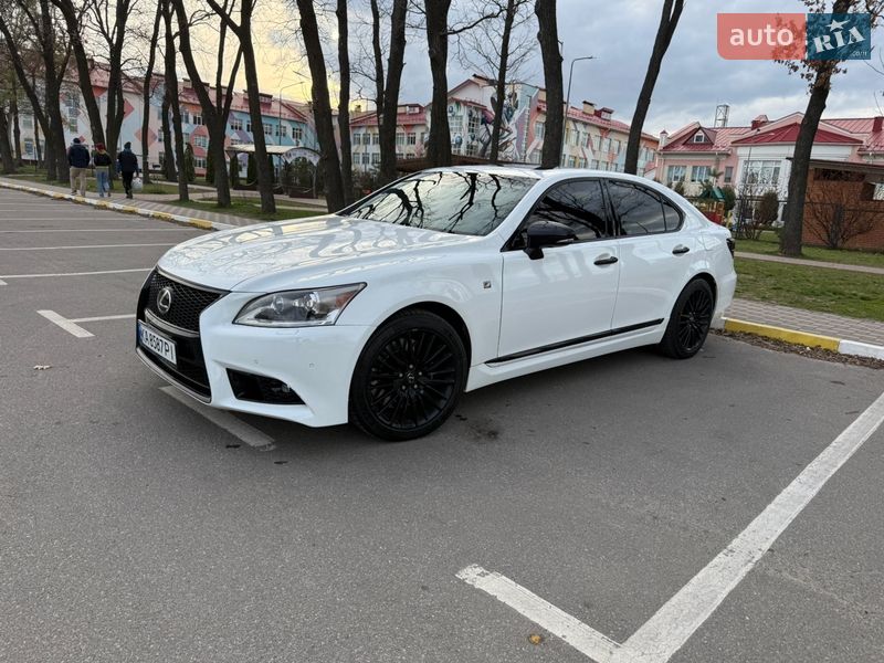 Lexus LS 2014