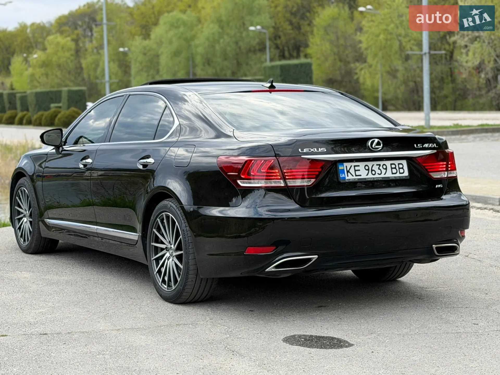 2013 Lexus LS - мініатюра 11