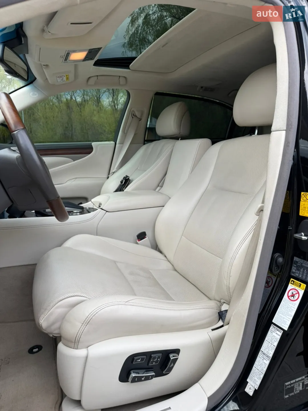 2013 Lexus LS - мініатюра 24
