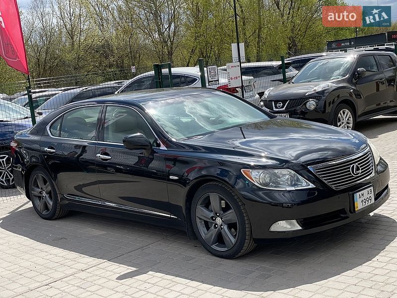 Седан Lexus LS 2007 в Бердичеві