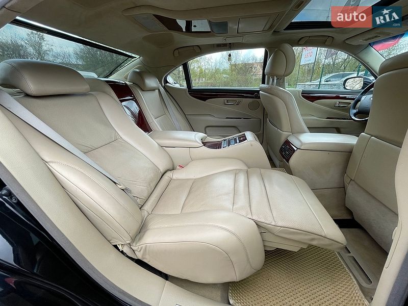 Седан Lexus LS 2007 в Бердичеві