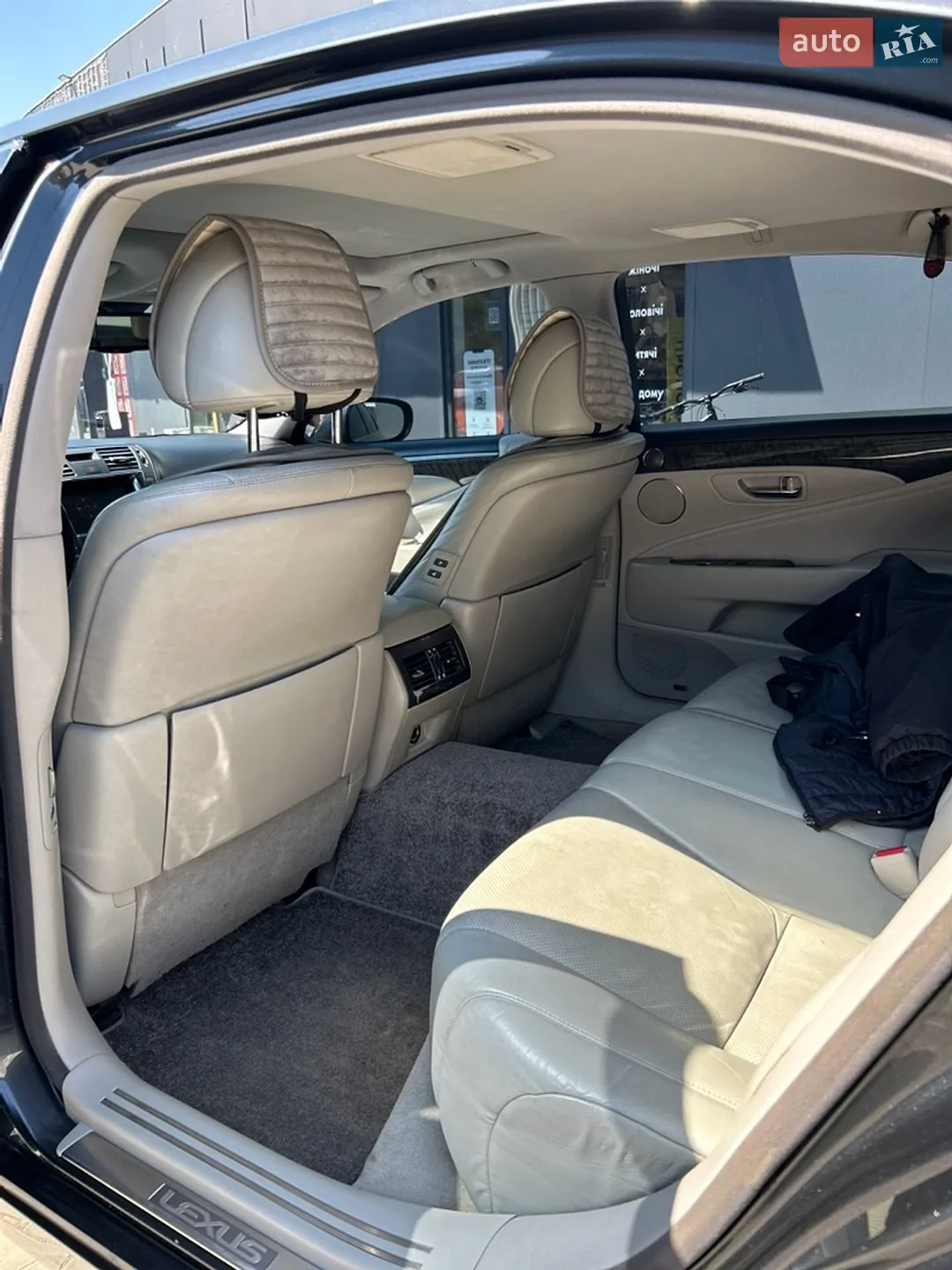 Lexus LS 2007 VIN JTHGL46F575011645 фото оголошення 18 з 35