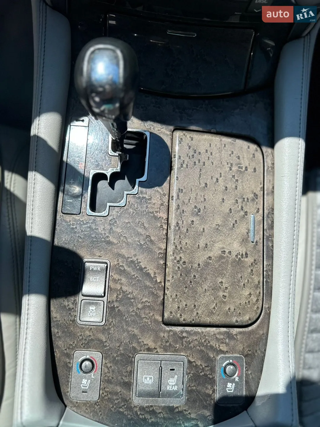Lexus LS 2007 VIN JTHGL46F575011645 фото оголошення 26 з 35