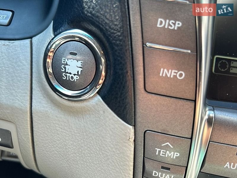 Седан Lexus LS 2007 в Врадіївці