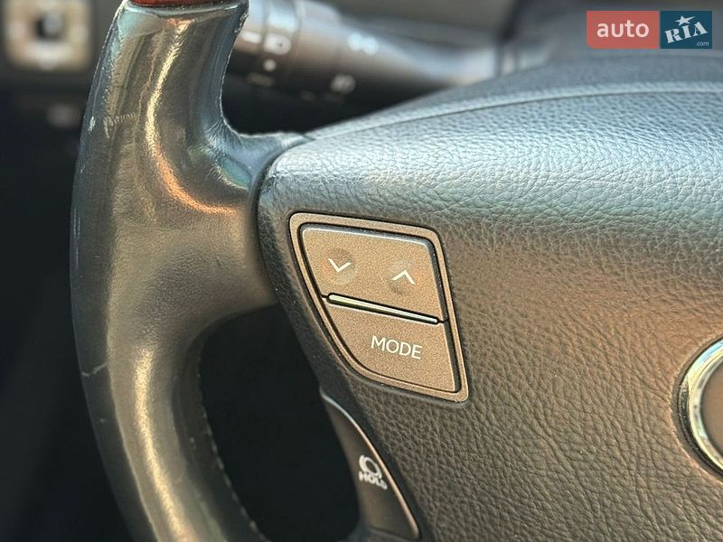Седан Lexus LS 2008 в Киеве