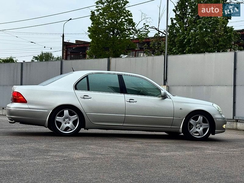 Седан Lexus LS 2001 в Киеве